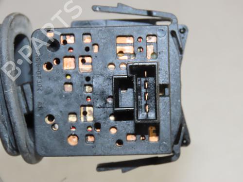 Used Steering column stalk OPEL CORSA C (X01) 1.3 CDTI (F08, F68) (70 hp) 31283940