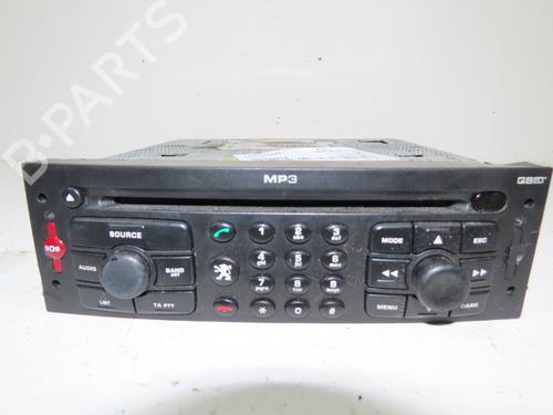 Autoradio PEUGEOT 207 (WA_, WC_) 1.4 16V (88 hp) 15100398