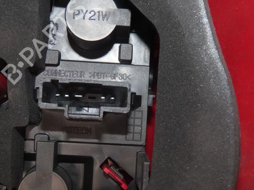 Used Left taillight Left taillight PEUGEOT 206+ (2L_, 2M_) 1.4 i (73 hp) 39627906 39627906