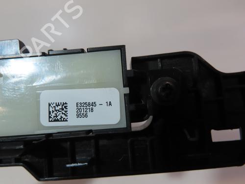Used Warning switch DACIA SANDERO III 1.0 TCe 100 ECO-G (101 hp) 17662989