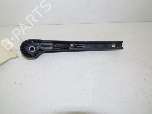 Used Rear windshield wiper arm SEAT ATECA (KH7, KHP) 2.0 TDI (150 hp) 17021944