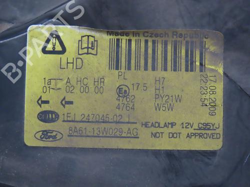 Right headlight FORD FIESTA V (JH_, JD_) 1.4 TDCi | BP27095423C29 