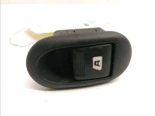 Used Left front window switch CITROËN C3 I (FC_, FN_) 1.4 HDi (68 hp) 12095943