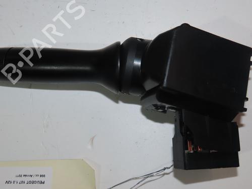 Used Steering column stalk PEUGEOT 107 (PM_, PN_) 1.0 (68 hp) 25376987