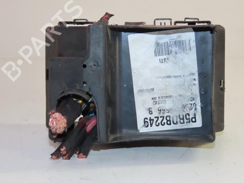 Used Fuse box RENAULT LAGUNA II (BG0/1_) 1.9 dCi (BG08, BG0G) (120 hp) 32075847