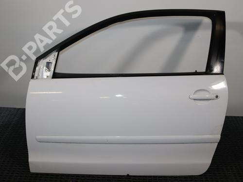 Used Left front door VW POLO (9N_, 9A_) 1.2 (60 hp) 11952754