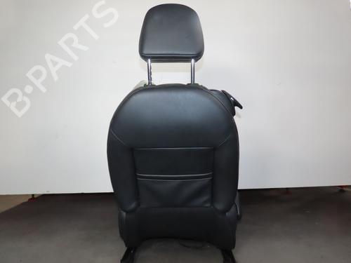 sde-hjre-fortil-citroen-ds3-sa_-2009-2010-2011-2012-2013-2014-2015-2016-32690958 main image