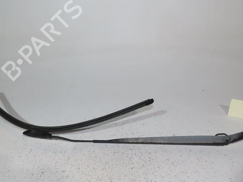 Used Front windshield wiper arm RENAULT SCÉNIC II (JM0/1_) 1.5 dCi (JM1F) (86 hp) 23396276