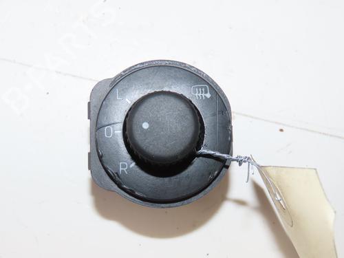 Mirror switch SKODA FABIA II Combi (545) 1.4 TDI | BP33712444I25 - Image 2