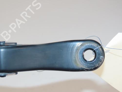 Used Front windshield wiper arm Front windshield wiper arm 30630238 30630238