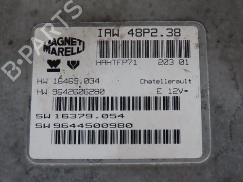 Used Engine control unit (ECU) PEUGEOT 206 CC (2D) 2.0 S16 (136 hp) 27581040