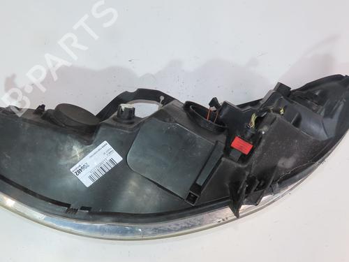 Right headlight PEUGEOT 407 SW (6E_, 6D_) 2.0 HDi 135 | BP28572653C29 