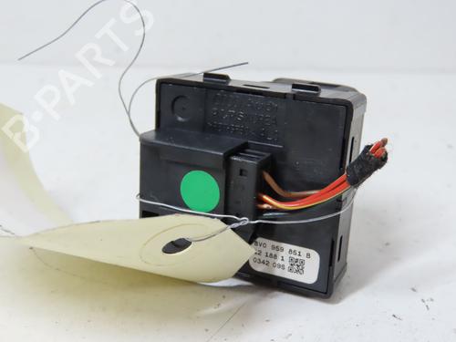 Used Left front window switch AUDI A3 (8V1, 8VK) 2.0 TDI (150 hp) 17136451