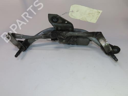 Used Front wiper motor RENAULT TWINGO II (CN0_) 1.2 16V (CN0K, CN0V, CN0A) (76 hp) 17657917
