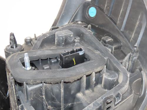 left-taillight-dacia-sandero-ii-2012-34456874 main image