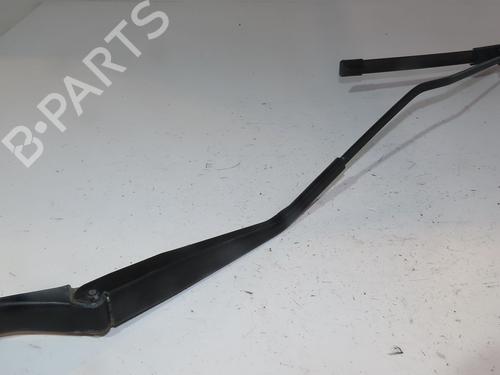 Used Front windshield wiper arm FIAT FIORINO Box Body/MPV (225_) 1.3 D Multijet (225BXD1A, 225BXB1A, 225BXB11) (75 hp) 28833593