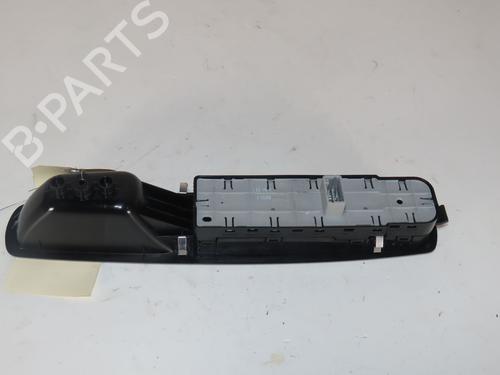 Left front window switch RENAULT SCÉNIC III (JZ0/1_) 1.9 dCi (JZ0J, JZ1J, JZ1K, JZ1S) | BP30404717I27
