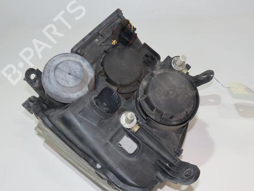 Used Right headlight OPEL MERIVA A MPV (X03) 1.6 (E75) (105 hp) 30768050