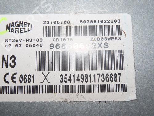 Radio PEUGEOT 607 (9D, 9U) 2.0 HDI | BP24966609E6 - Image 2