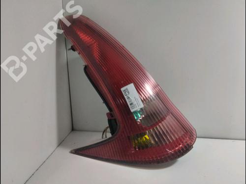 left-taillight-peugeot-206-sw-2ek-14-hdi-6350r4-2002-10494698 main image