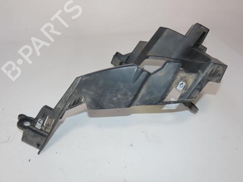 Høyre frontlyktstøtte Høyre frontlyktstøtte CITROËN C3 AIRCROSS II (2R_, 2C_) 1.2 PureTech 130 (2RHNYH) (131 hp) 37226610 37226610