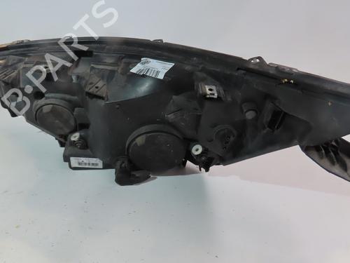 Used Right headlight IVECO DAILY VI Van 33S14, 35S14, 35C14, 42S14 (136 hp) 28285360