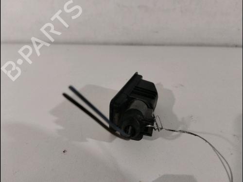 Used Licence plate light VW POLO V (6R1, 6C1) 1.6 TDI (75 hp) 14900298