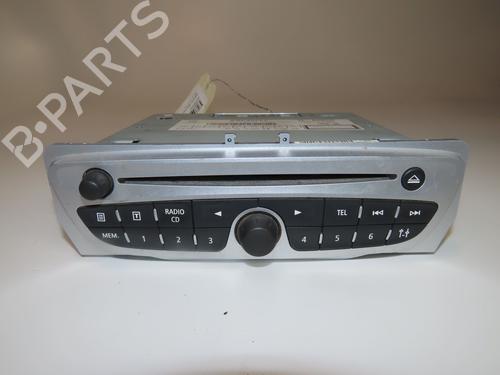 Used Radio RENAULT SCÉNIC III (JZ0/1_) 1.5 dCi (110 hp) 17372319