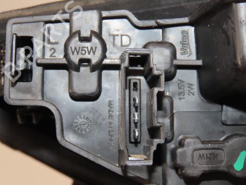 Farolim esquerdo da mala SEAT LEON (5F1) 2.0 TDI (150 hp) 31277535