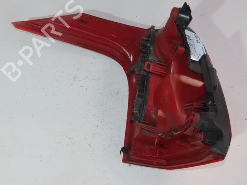 Used Right taillight PEUGEOT 5008 (0U_, 0E_) 1.2 (131 hp) 28572673