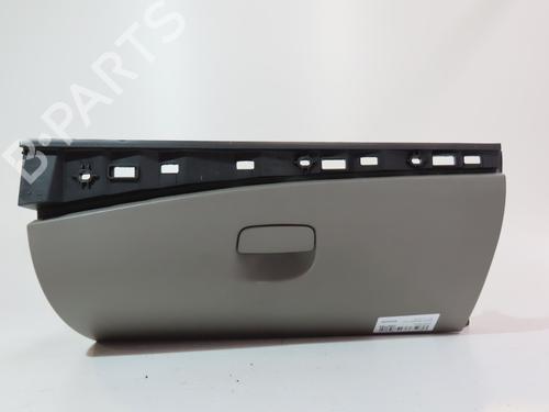 Glove box RENAULT MEGANE III Hatchback (BZ0/1_, B3_) 1.5 dCi | BP17996123C95