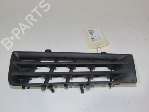 Used Grille RENAULT MEGANE II (BM0/1_, CM0/1_) 1.4 16V (BM0B, CM0B) (98 hp) 23162021