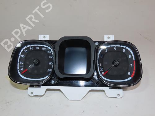 Used Instrument cluster FIAT PANDA (312_, 319_) 1.2 (312PXA1A) (69 hp) 19104480