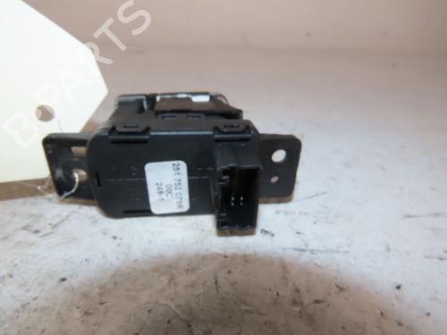 Frein à main RENAULT CLIO V (B7_) 1.0 TCe 90 (B7MT) (91 hp) 29644100