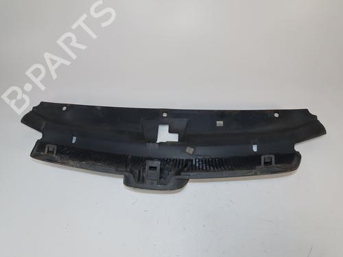 Used Grille PEUGEOT 406 Break (8E/F) 2.0 HDI 90 (90 hp) 17996201