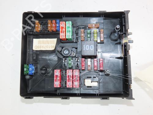 Fuse box VW GOLF VI (5K1) 2.0 TDI | BP37874747E1 - Image 3