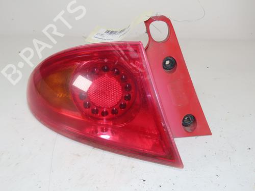 Left taillight SEAT LEON (1P1) 2.0 TDI | BP32659580C34 - Image 3