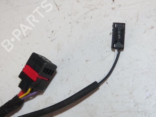 Used Tailgate lift support Tailgate lift support VW TOUAREG (7P5, 7P6) 3.0 V6 TDI (240 hp) 36311260 36311260