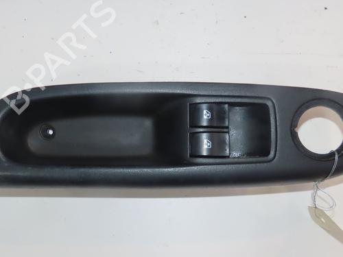 Used Left front window switch RENAULT CLIO II (BB_, CB_) 1.4 16V (B/CB0P, BB13) (98 hp) 23163422