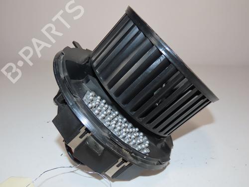 Varmeblæser AUDI TT (8J3) 2.0 TFSI (211 hp) 31325366