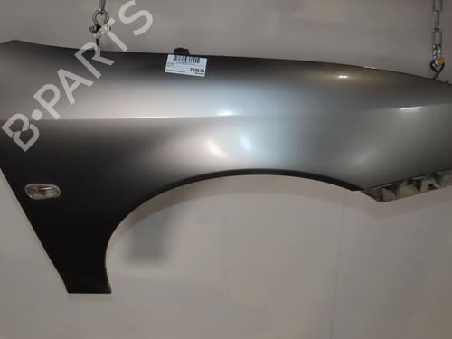 Guarda-lamas direito SAAB 9-3 Convertible (YS3F) 1.9 TiD (150 hp) 28330938