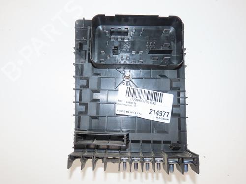 Fuse box VW GOLF VI (5K1) 1.6 TDI | BP32354393E1