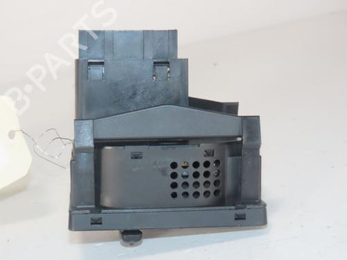 Used Headlight switch FORD FIESTA V (JH_, JD_) 1.25 16V (75 hp) 30868206