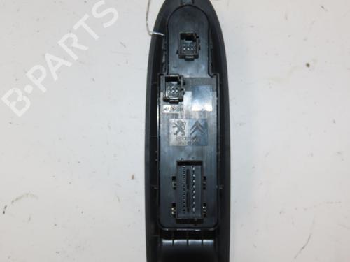 Used Left front window switch Left front window switch CITROËN DS4 (NX_) 2.0 HDi 165 (163 hp) 33808712 33808712