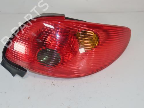 Right taillight PEUGEOT 206 CC (2D) 1.6 HDi 110 | BP29846206C35