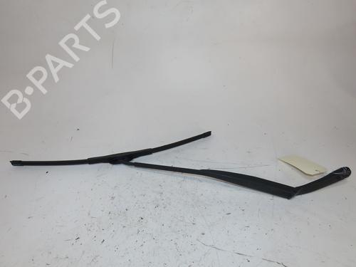 Used Front windshield wiper arm RENAULT LAGUNA II (BG0/1_) 1.9 dCi (BG1A, BG1W, BG0G) (110 hp) 24460636