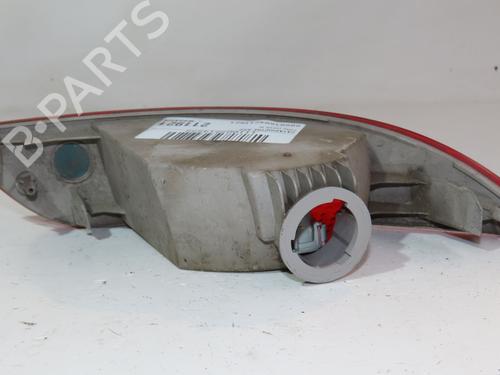 Feu de pare-chocs arrière droit FORD FOCUS III 1.5 TDCi (95 hp) 28159703