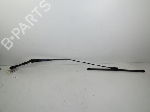 Used Front windshield wiper arm RENAULT TRAFIC III Van (FG_) 1.6 dCi 120 (FGMB) (120 hp) 16671276