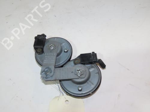 horn-toyota-rav-4-v-_a5_-_h5_-2018-23159718 main image