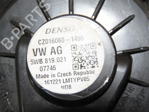 Heater blower motor MAN TGE Van 2.0 TDI (01V, 03V, 36V, UYB, UYC, UYD) | BP15492698M62 